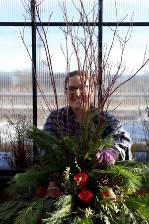 CHRISTMAS OUTDOOR PLANTER WORKSHOP - NOV. 14 - image 1
