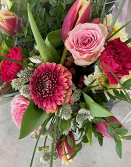 Valentines Floral Bouquet (medium) - image 1